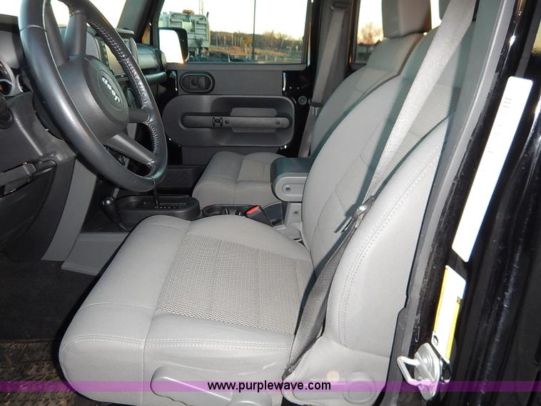 image for item I5226 2008 Jeep Wrangler Unlimited Rubicon