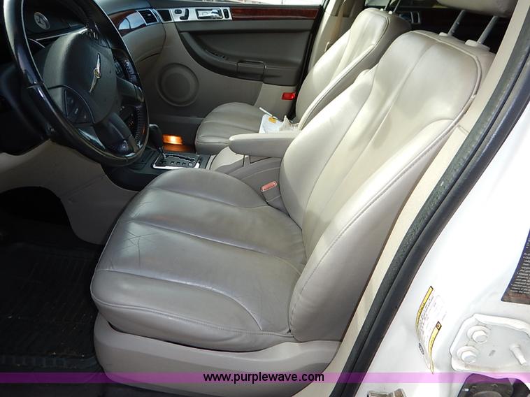 image for item I5232 2005 Chrysler Pacifica Touring