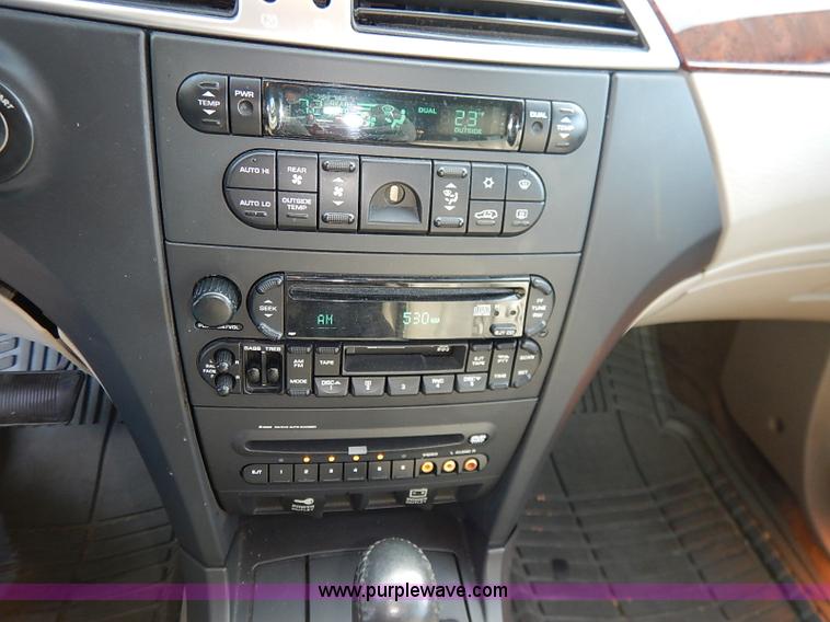 image for item I5232 2005 Chrysler Pacifica Touring