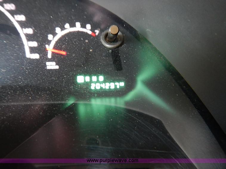 image for item I5232 2005 Chrysler Pacifica Touring