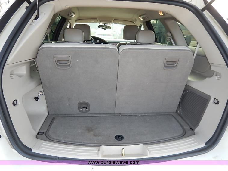 image for item I5232 2005 Chrysler Pacifica Touring