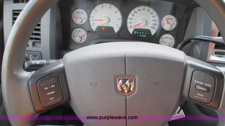 image for item G9081 2008 Dodge Ram 1500 Quad Cab pickup truck