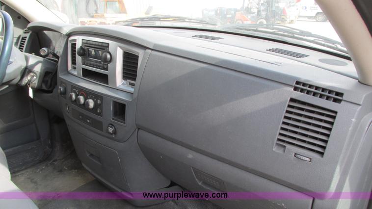 image for item G9081 2008 Dodge Ram 1500 Quad Cab pickup truck