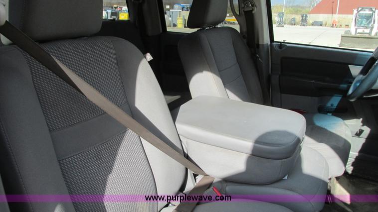 image for item G9081 2008 Dodge Ram 1500 Quad Cab pickup truck