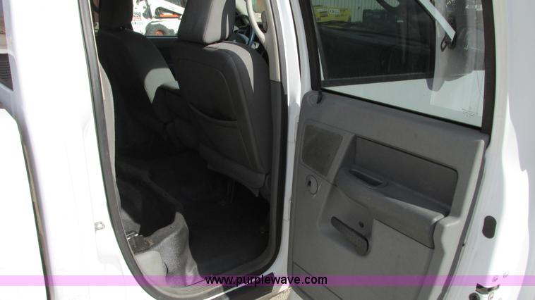 image for item G9081 2008 Dodge Ram 1500 Quad Cab pickup truck