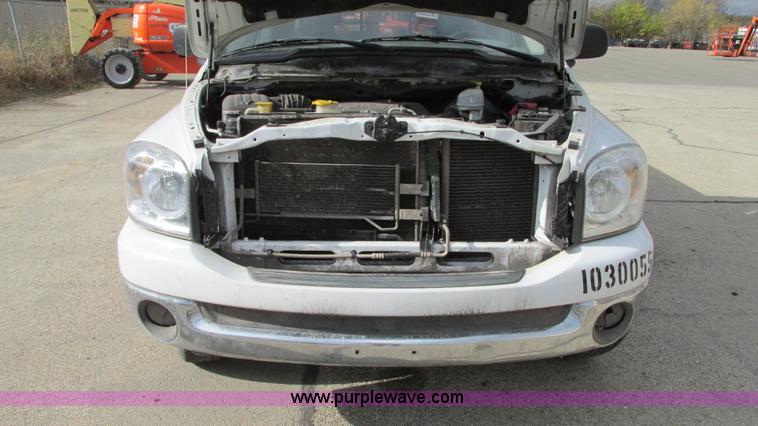 image for item G9081 2008 Dodge Ram 1500 Quad Cab pickup truck