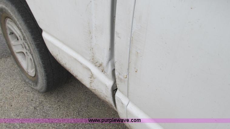 image for item G9081 2008 Dodge Ram 1500 Quad Cab pickup truck