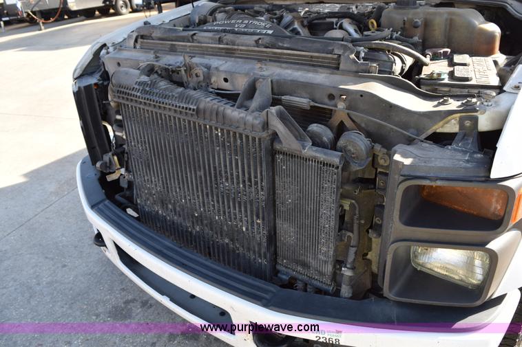 image for item I8630 2008 Ford F250 Super Duty XL utility truck