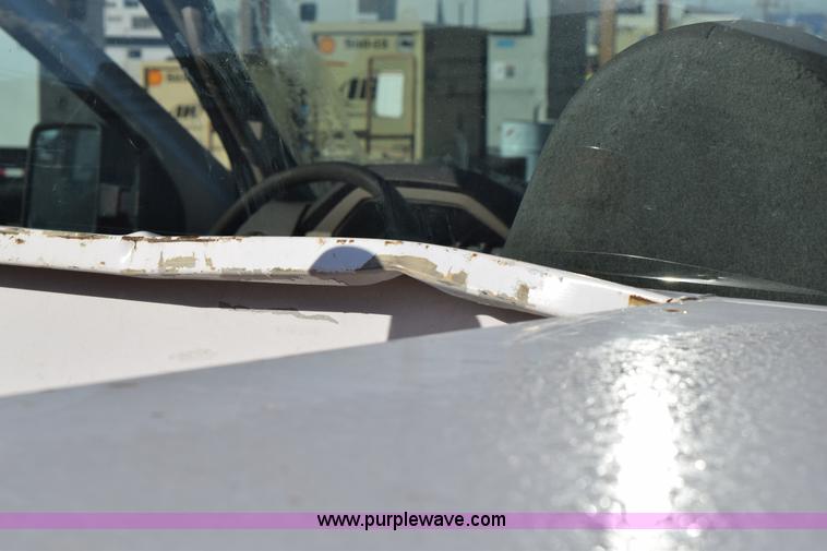 image for item I8630 2008 Ford F250 Super Duty XL utility truck