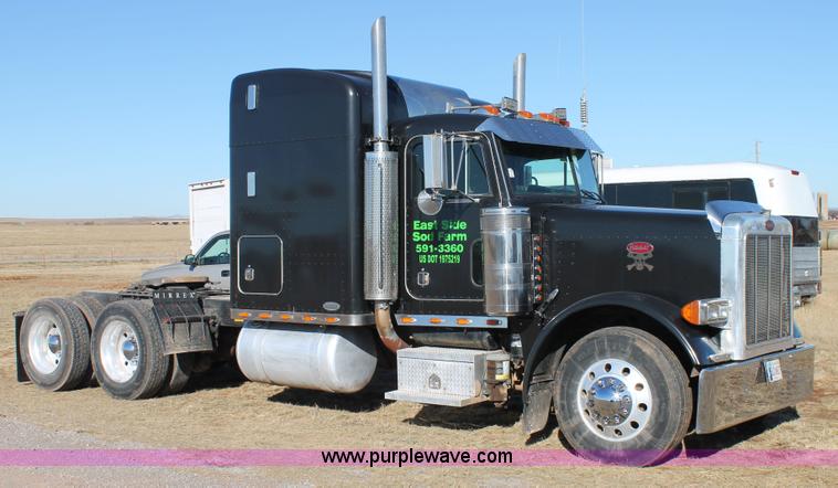 image for item AO9642 1999 Peterbilt 379 semi truck