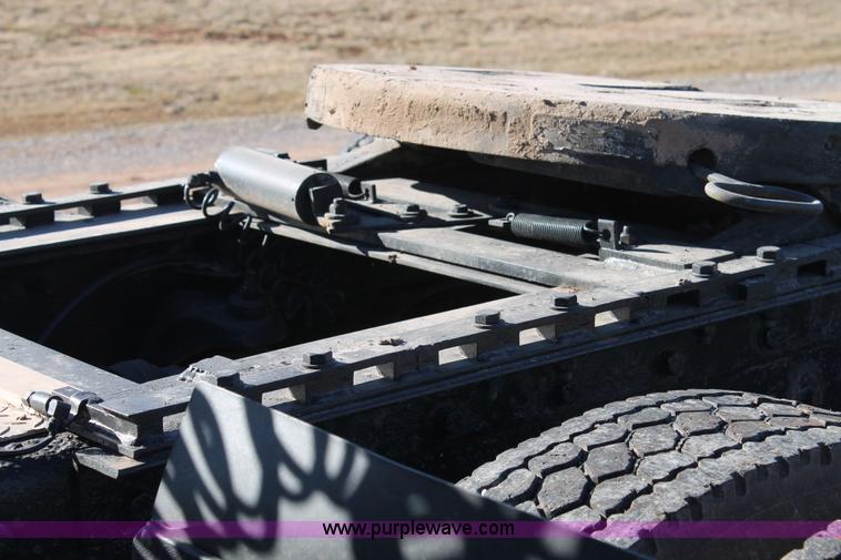 image for item AO9642 1999 Peterbilt 379 semi truck