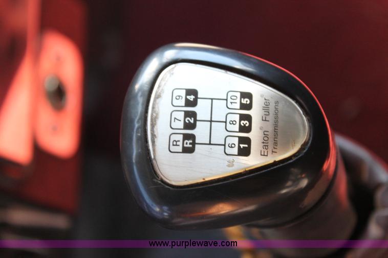 image for item AO9642 1999 Peterbilt 379 semi truck