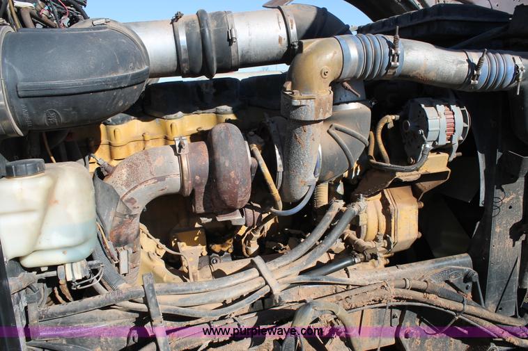 image for item AO9642 1999 Peterbilt 379 semi truck