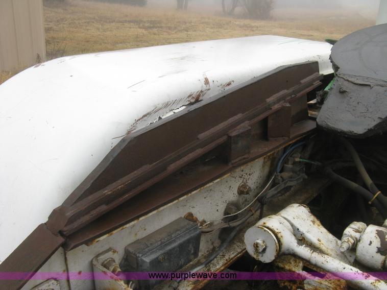 image for item H9352 1997 Kenworth W900 S-Class Severe Duty semi truck