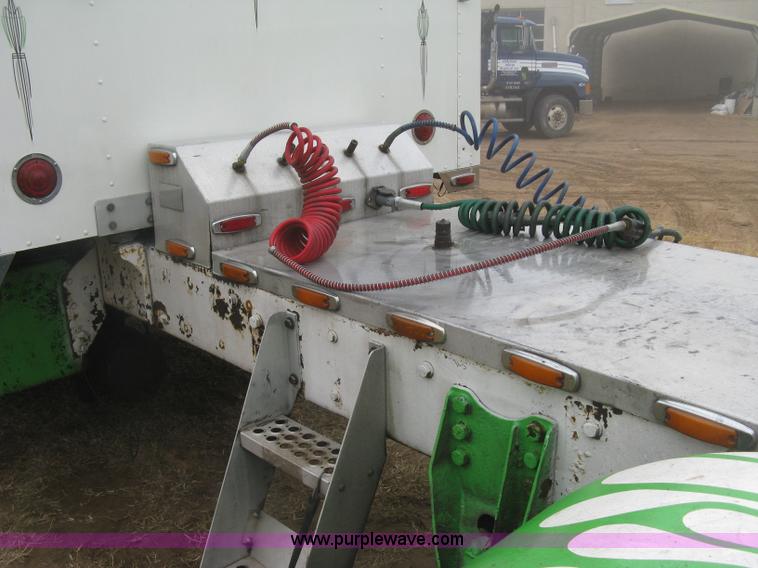 image for item H9352 1997 Kenworth W900 S-Class Severe Duty semi truck