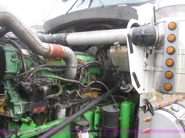 image for item H9352 1997 Kenworth W900 S-Class Severe Duty semi truck