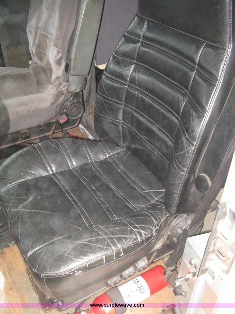 image for item H9352 1997 Kenworth W900 S-Class Severe Duty semi truck