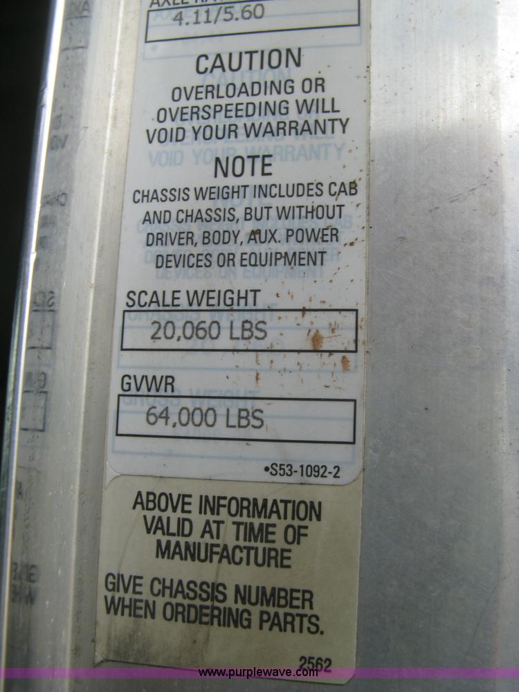 image for item H9352 1997 Kenworth W900 S-Class Severe Duty semi truck