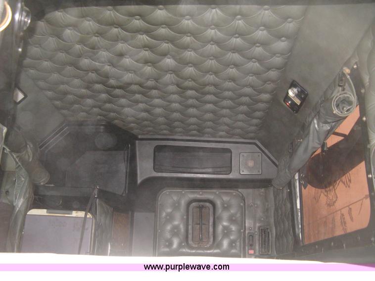 image for item H9352 1997 Kenworth W900 S-Class Severe Duty semi truck