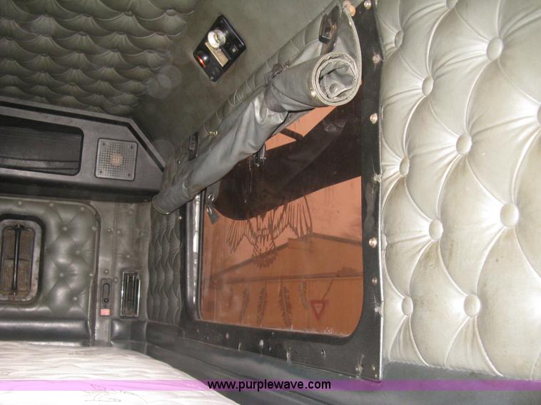 image for item H9352 1997 Kenworth W900 S-Class Severe Duty semi truck