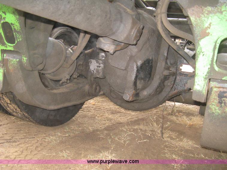 image for item H9352 1997 Kenworth W900 S-Class Severe Duty semi truck