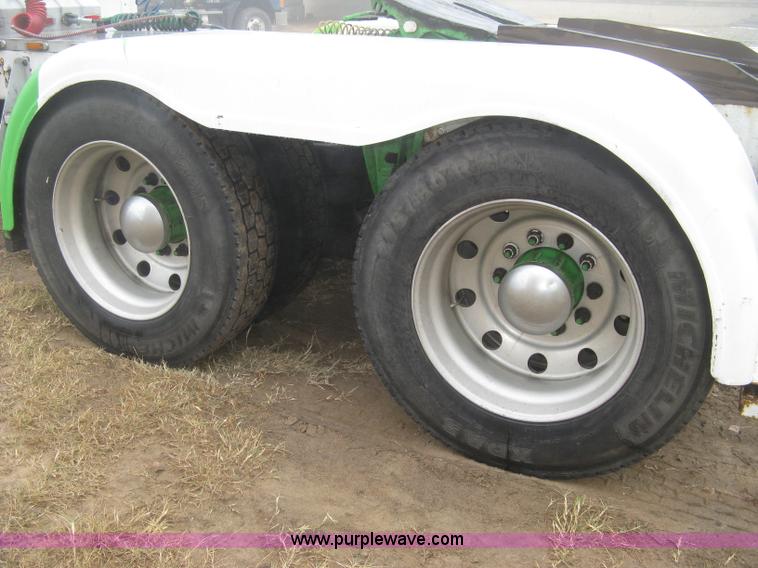 image for item H9352 1997 Kenworth W900 S-Class Severe Duty semi truck