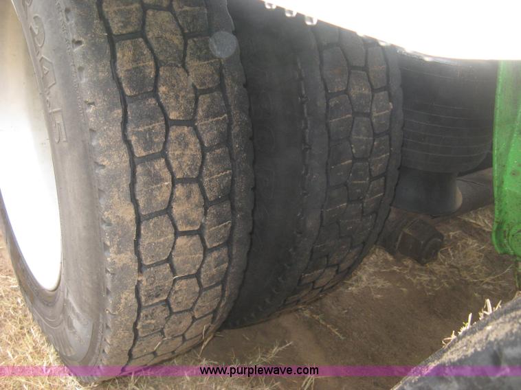 image for item H9352 1997 Kenworth W900 S-Class Severe Duty semi truck