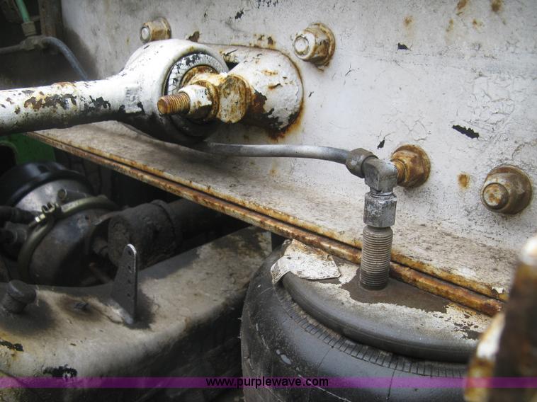 image for item H9352 1997 Kenworth W900 S-Class Severe Duty semi truck