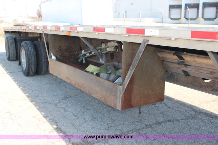 image for item I2394 1999 Transcraft Eagle spread axle flatbed trailer