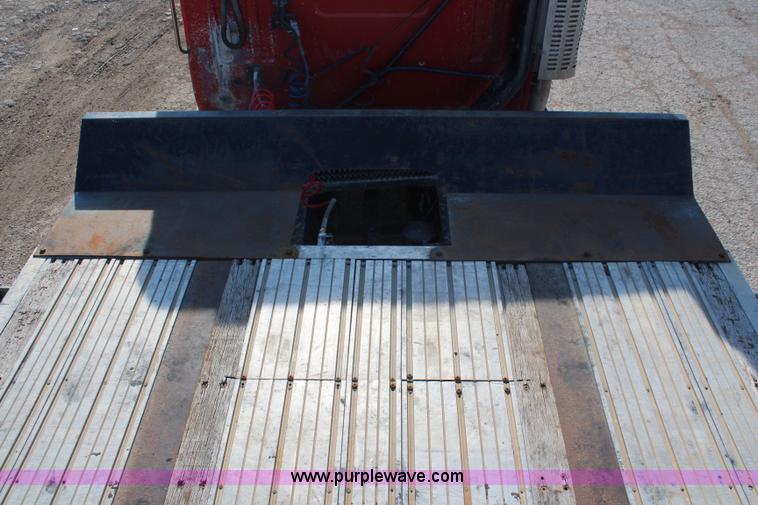 image for item I2394 1999 Transcraft Eagle spread axle flatbed trailer