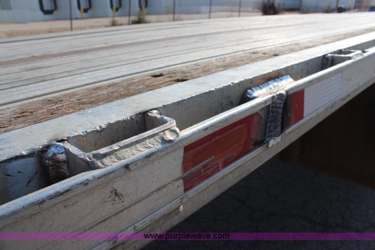 image for item I2394 1999 Transcraft Eagle spread axle flatbed trailer