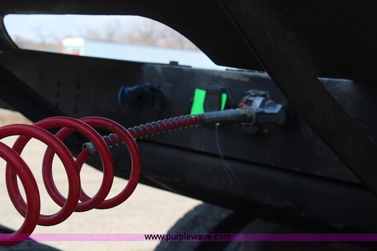 image for item I2394 1999 Transcraft Eagle spread axle flatbed trailer