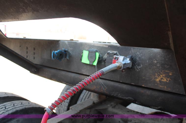 image for item I2394 1999 Transcraft Eagle spread axle flatbed trailer