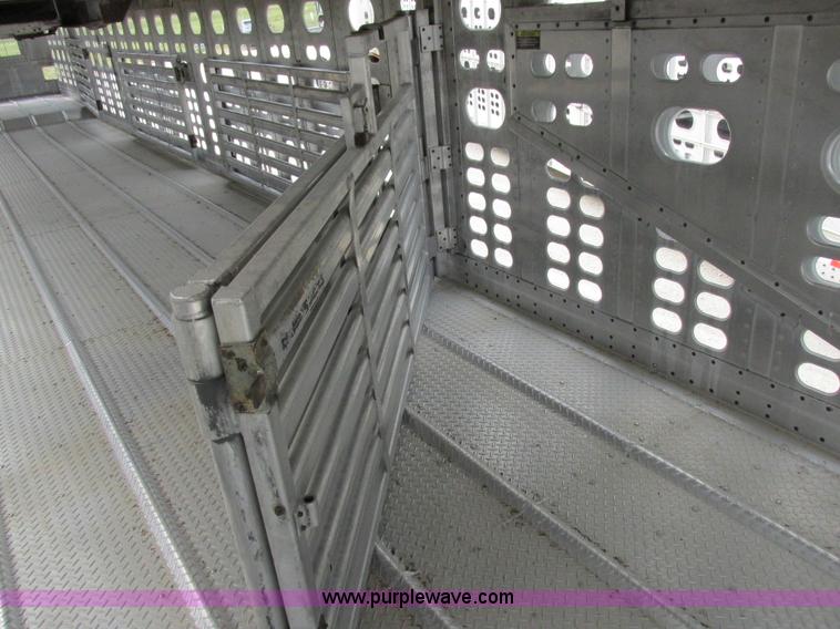 image for item I8889 2001 Wilson PSAL-303P aluminum livestock trailer