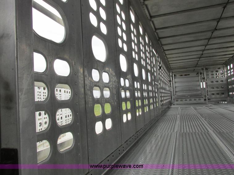 image for item I8890 1999 Wilson PSAL-303P aluminum livestock trailer