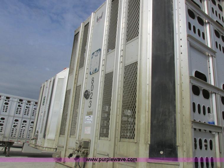 image for item I8891 2006 Barrett aluminum livestock trailer