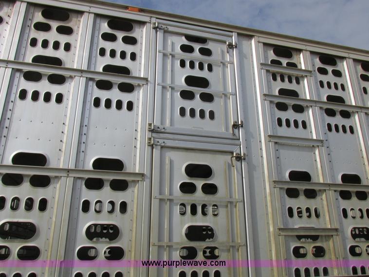 image for item I8891 2006 Barrett aluminum livestock trailer
