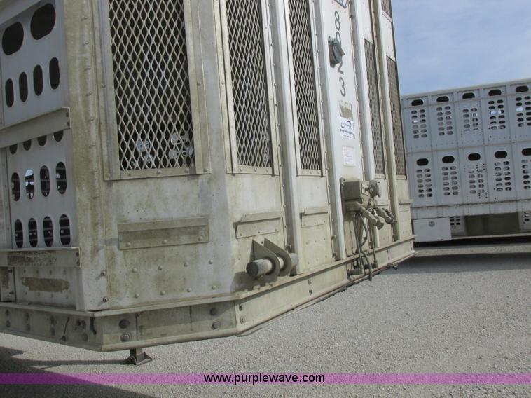 image for item I8891 2006 Barrett aluminum livestock trailer