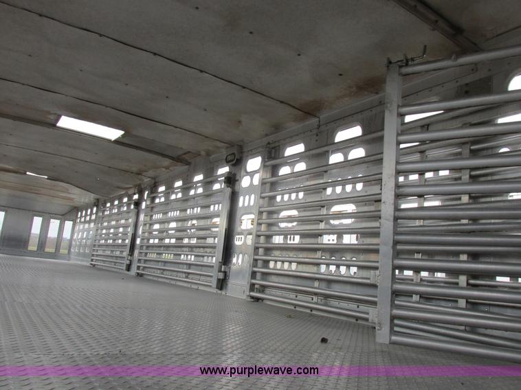 image for item I8891 2006 Barrett aluminum livestock trailer