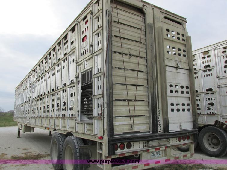 image for item I8891 2006 Barrett aluminum livestock trailer