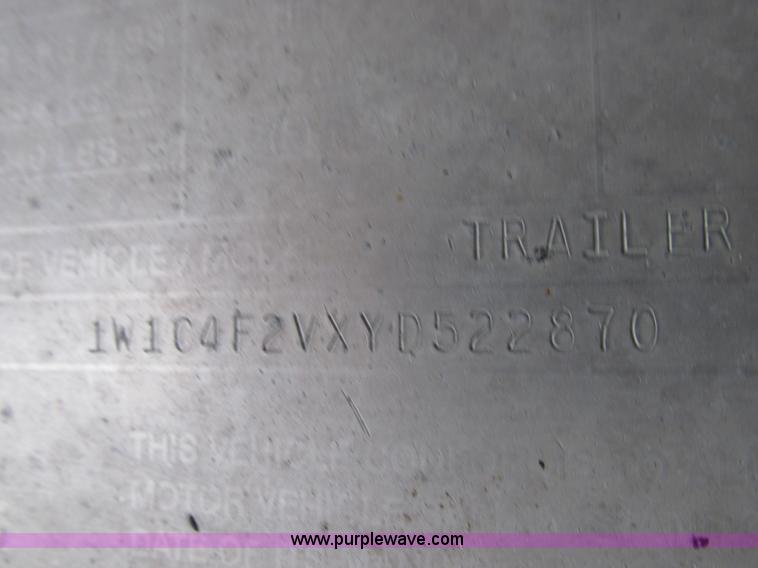 image for item I8894 2000 Wilson PSAL-303P aluminum livestock trailer