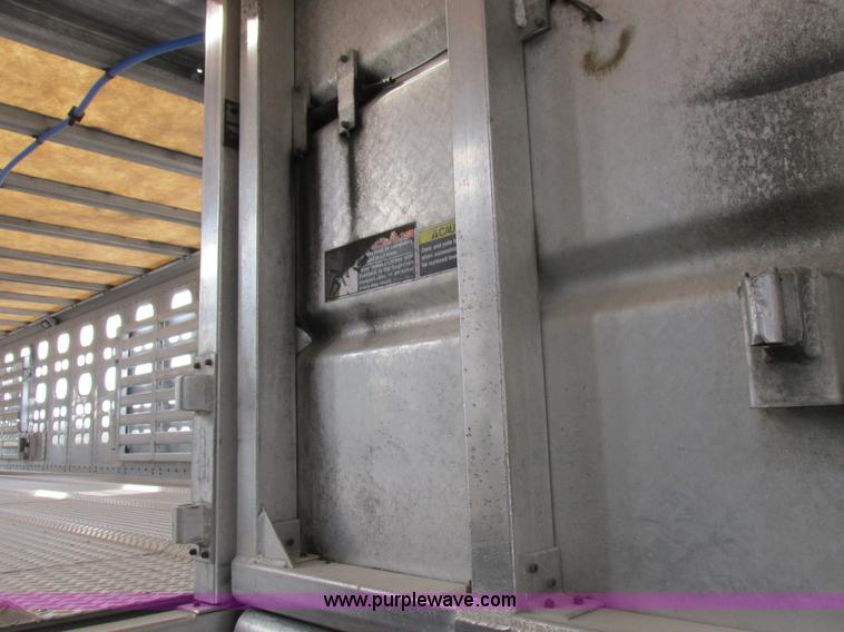 image for item I8894 2000 Wilson PSAL-303P aluminum livestock trailer