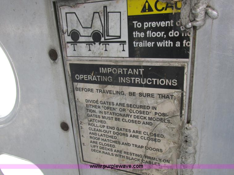 image for item I8894 2000 Wilson PSAL-303P aluminum livestock trailer