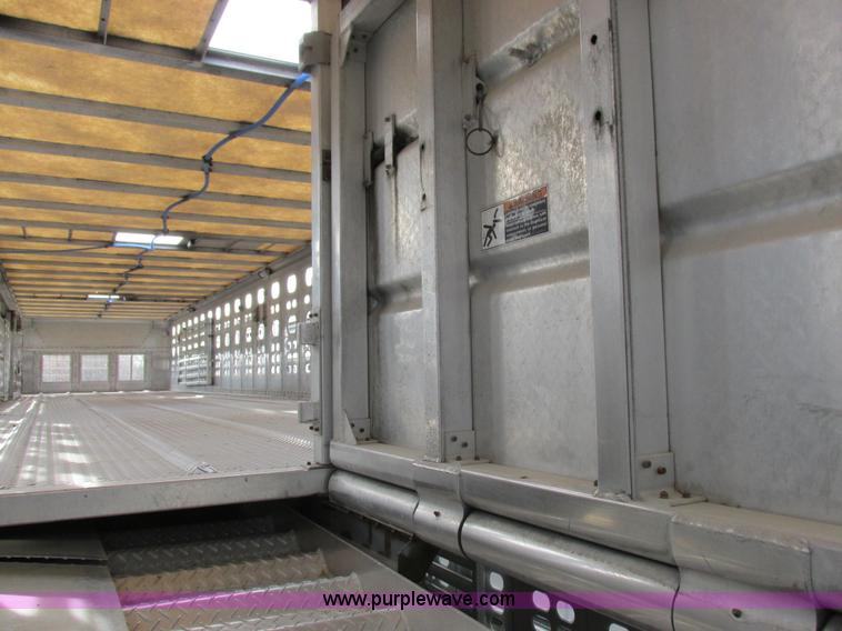 image for item I8895 2001 Wilson PSAL-303P aluminum livestock trailer