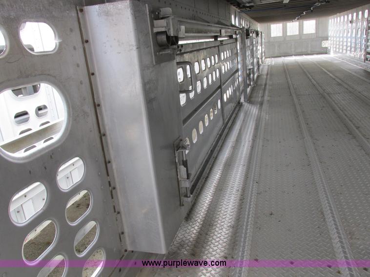 image for item I8895 2001 Wilson PSAL-303P aluminum livestock trailer