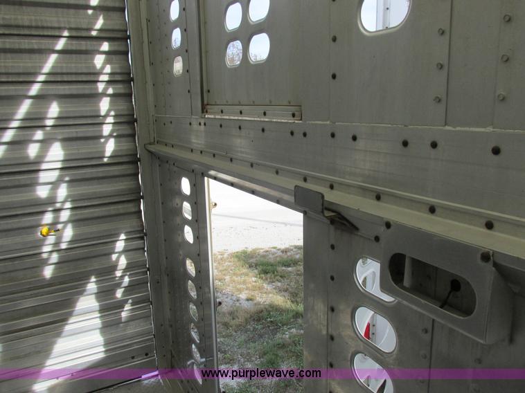 image for item I8896 2001 Wilson PSAL-303P aluminum livestock trailer