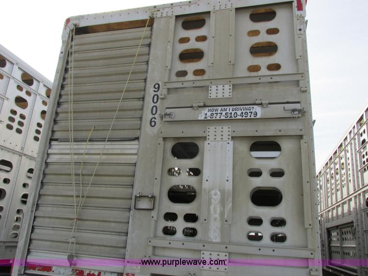 image for item I8897 2001 Wilson PSAL-303P aluminum livestock trailer