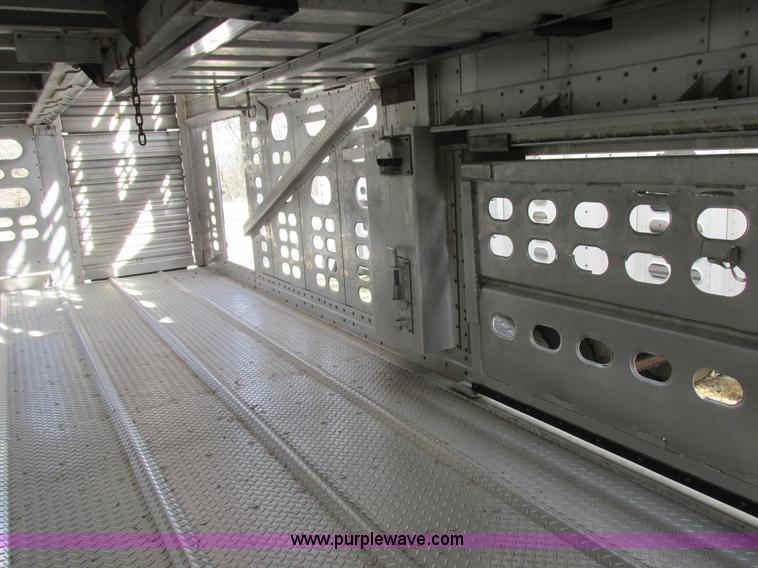 image for item I8897 2001 Wilson PSAL-303P aluminum livestock trailer