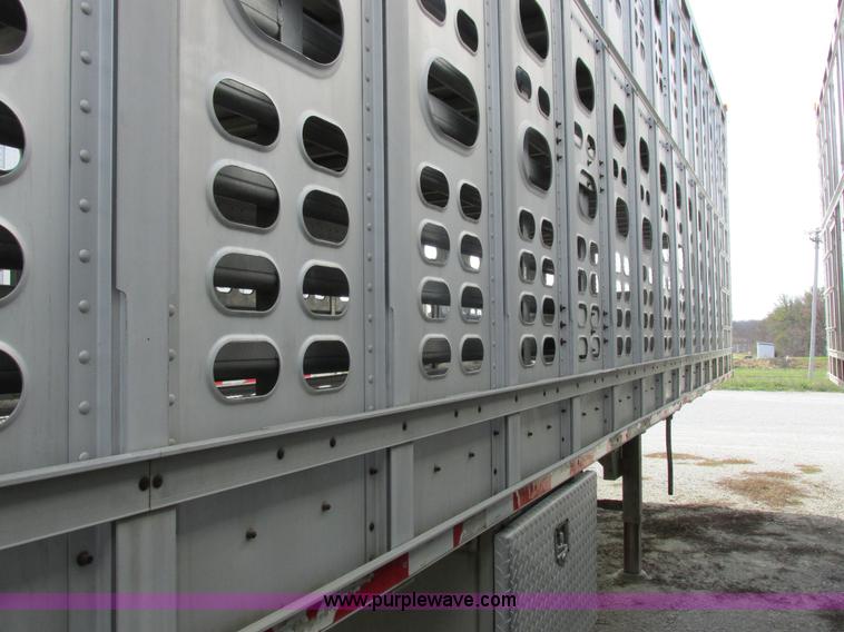 image for item I8898 2001 Wilson PSAL-303P aluminum livestock trailer