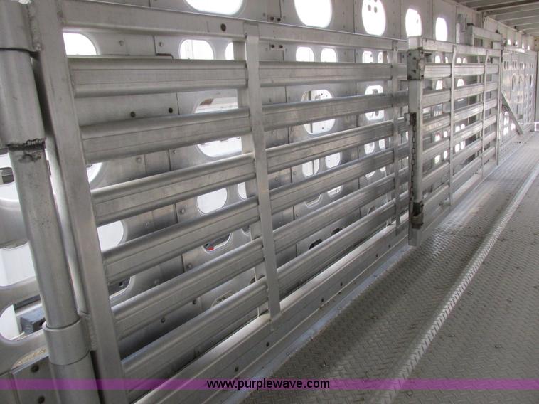 image for item I8898 2001 Wilson PSAL-303P aluminum livestock trailer